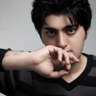 دانلود و پخش آهنگ تک ستاره از رامین مکرم